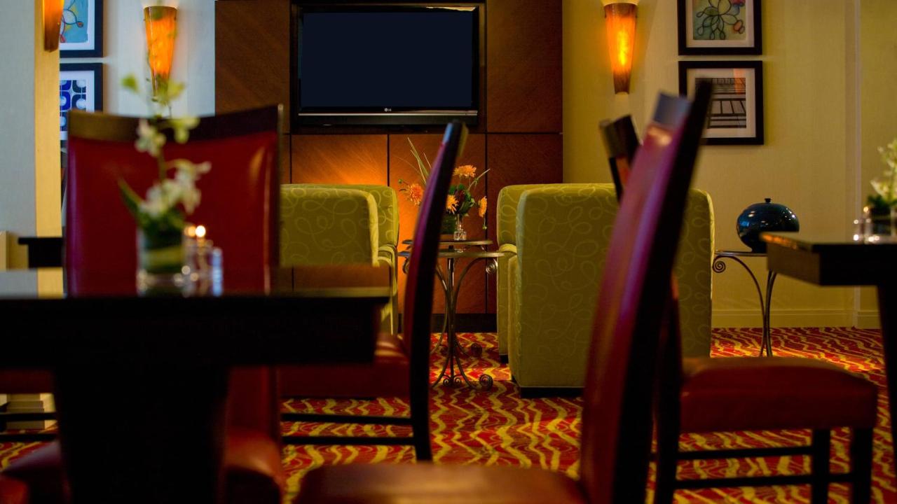 | Baltimore Marriott Inner Harbor at Camden Yards
