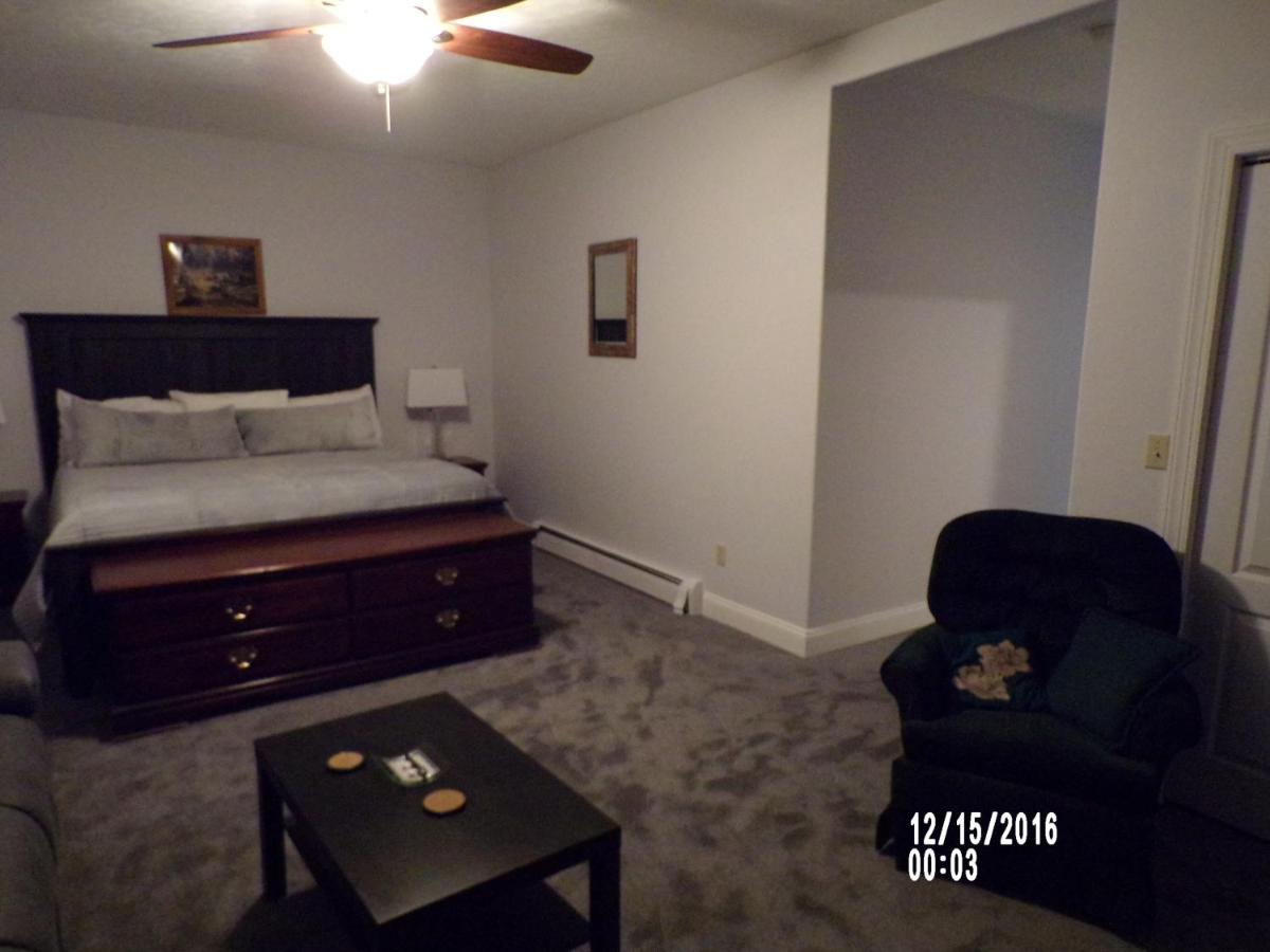  | Longhouse Manor B&B