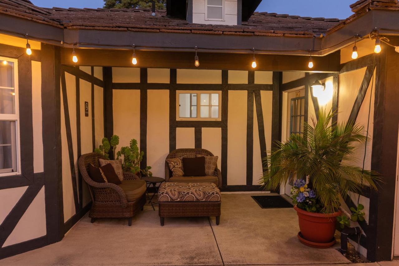  | Solvang Inn & Cottages
