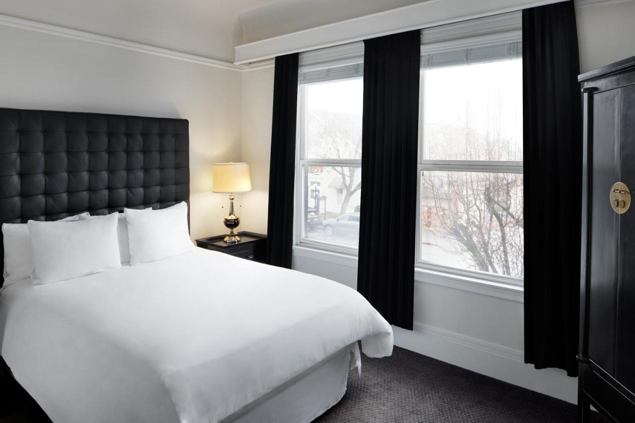 Suite with Balcony at Mount View Hotel & Spa