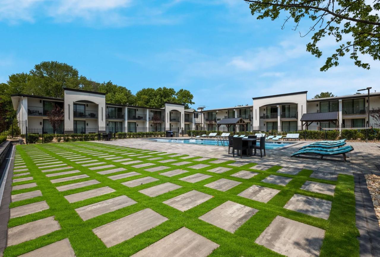 | The Hub Middletown Red Bank- Best Western Signature Collection