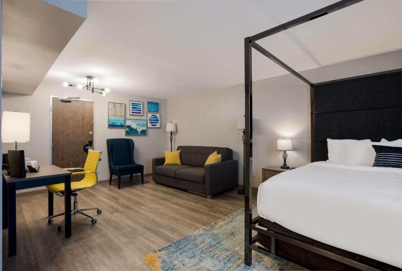 | The Hub Middletown Red Bank- Best Western Signature Collection