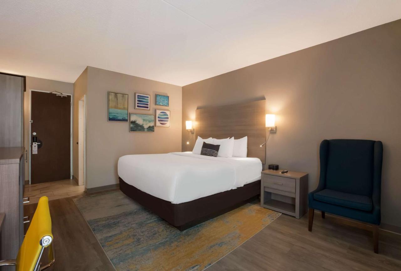 | The Hub Middletown Red Bank- Best Western Signature Collection