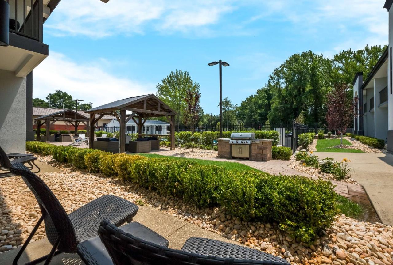 | The Hub Middletown Red Bank- Best Western Signature Collection