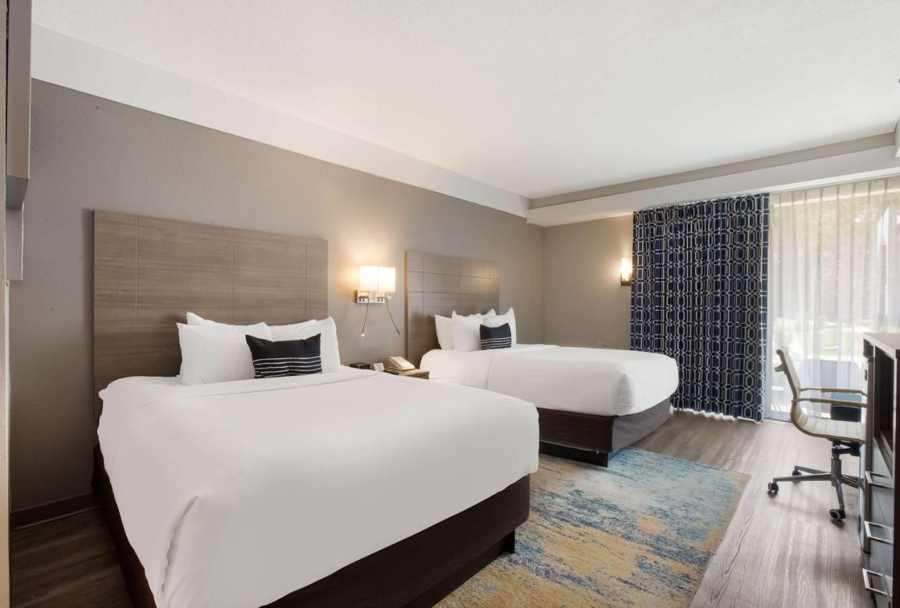 | The Hub Middletown Red Bank- Best Western Signature Collection