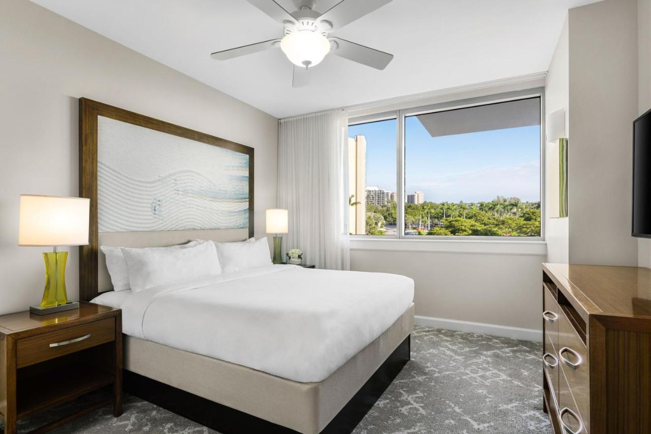 3 Bedroom Villa, 3rd - 5th floor, Balcony at Marriott's Crystal Shores