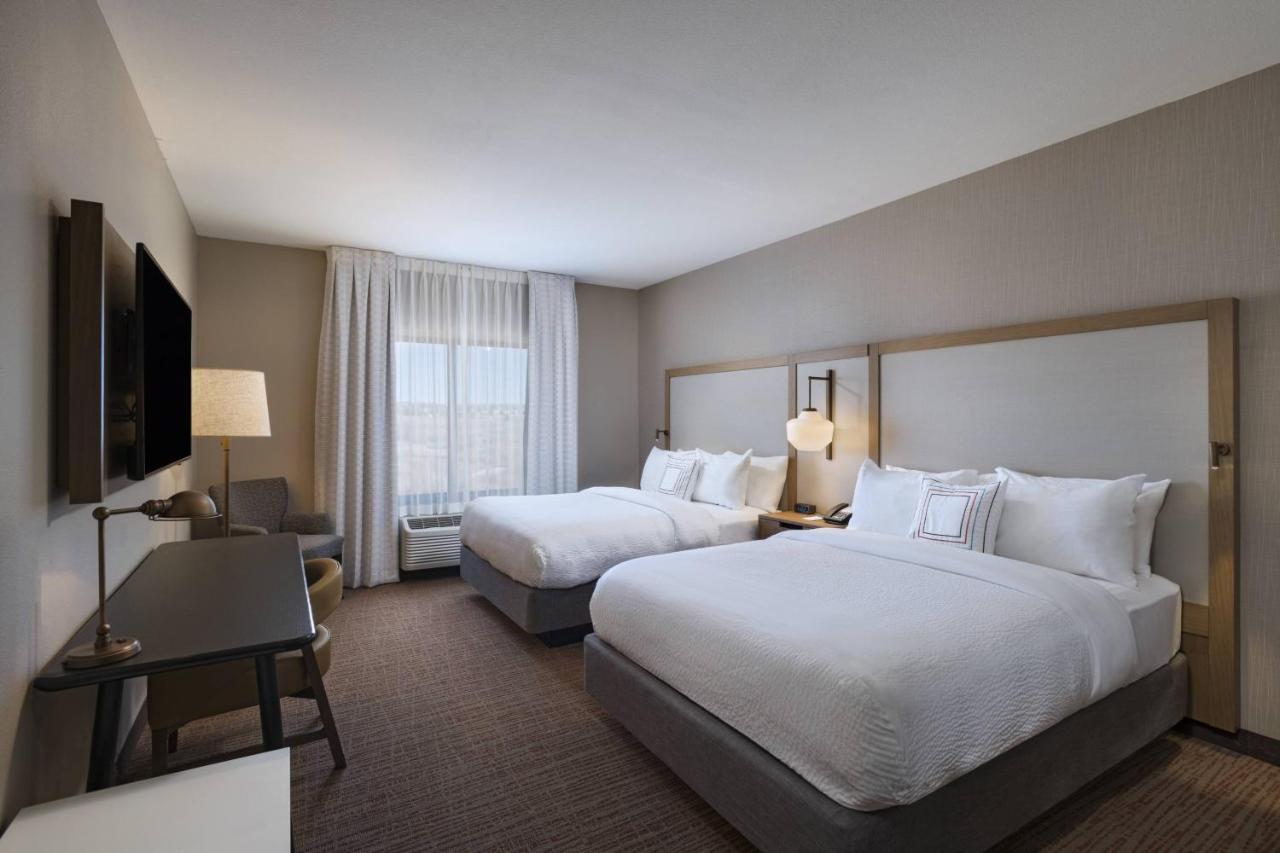 | Fairfield Inn & Suites by Marriott Colorado Springs East