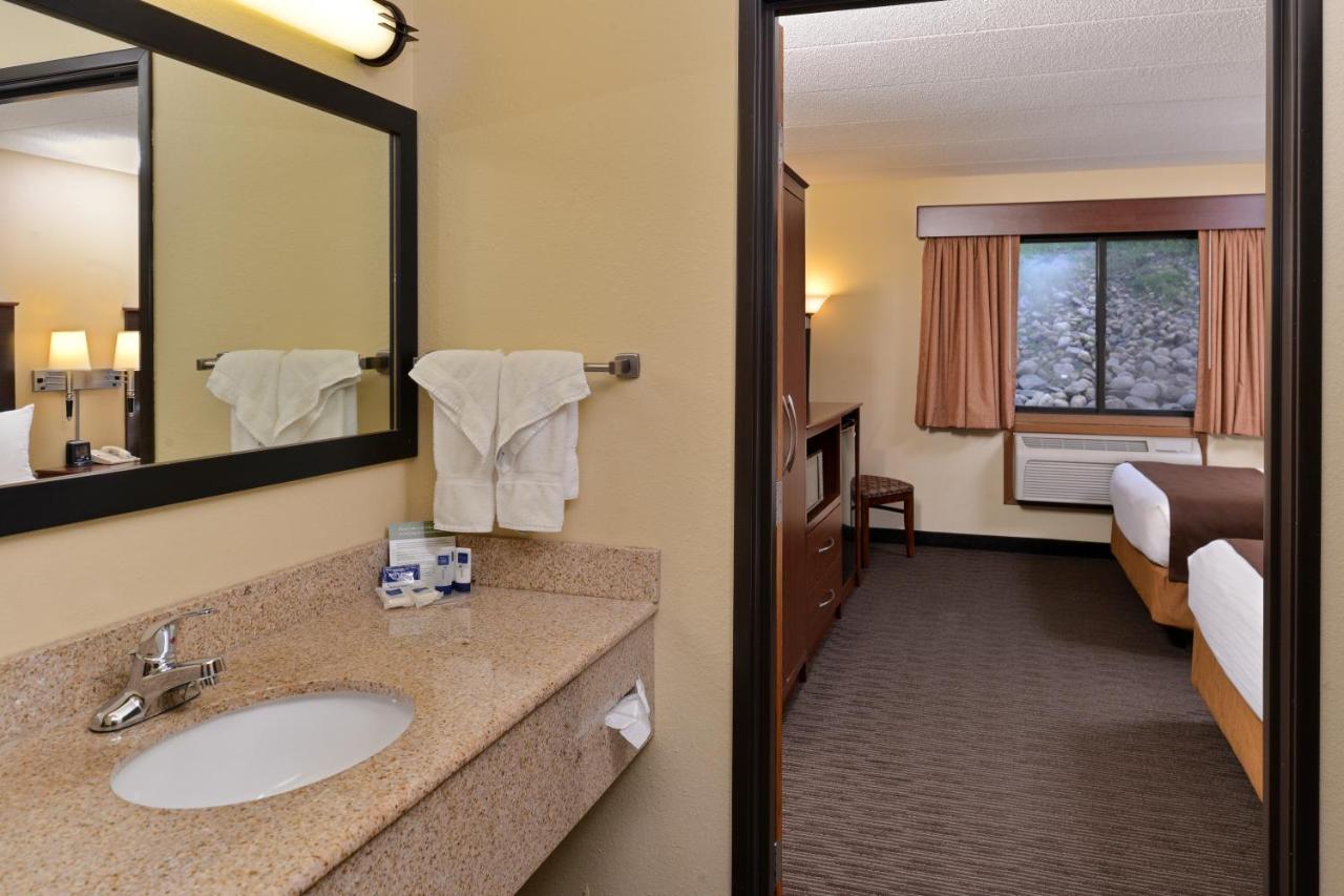 Suite with Two Queen Beds - Non-Smoking at AmericInn by Wyndham Fergus Falls - Conference Center