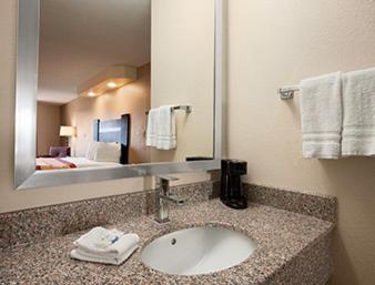  | Super 8 by Wyndham Rahway/Newark
