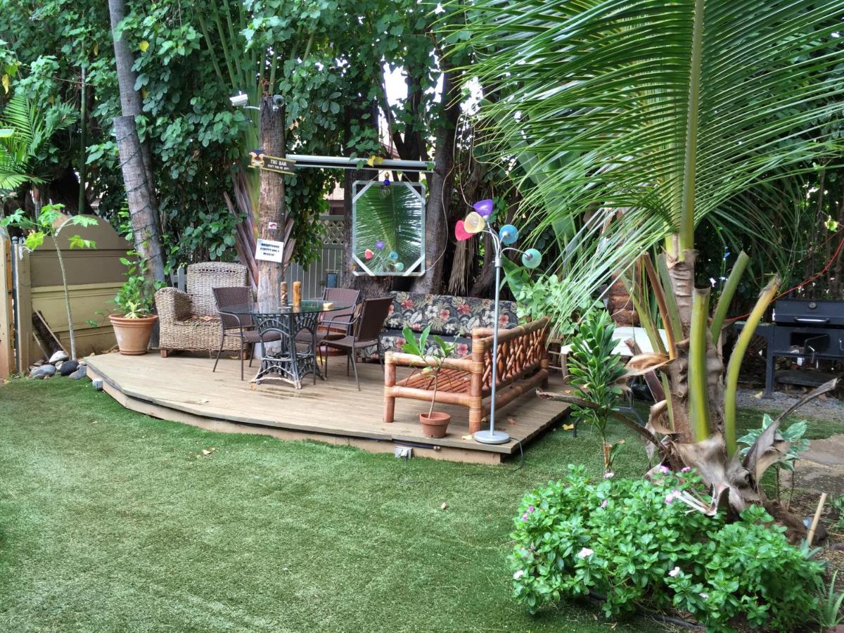 | Tiki Beach Hostel-At The Beach in Lahaina