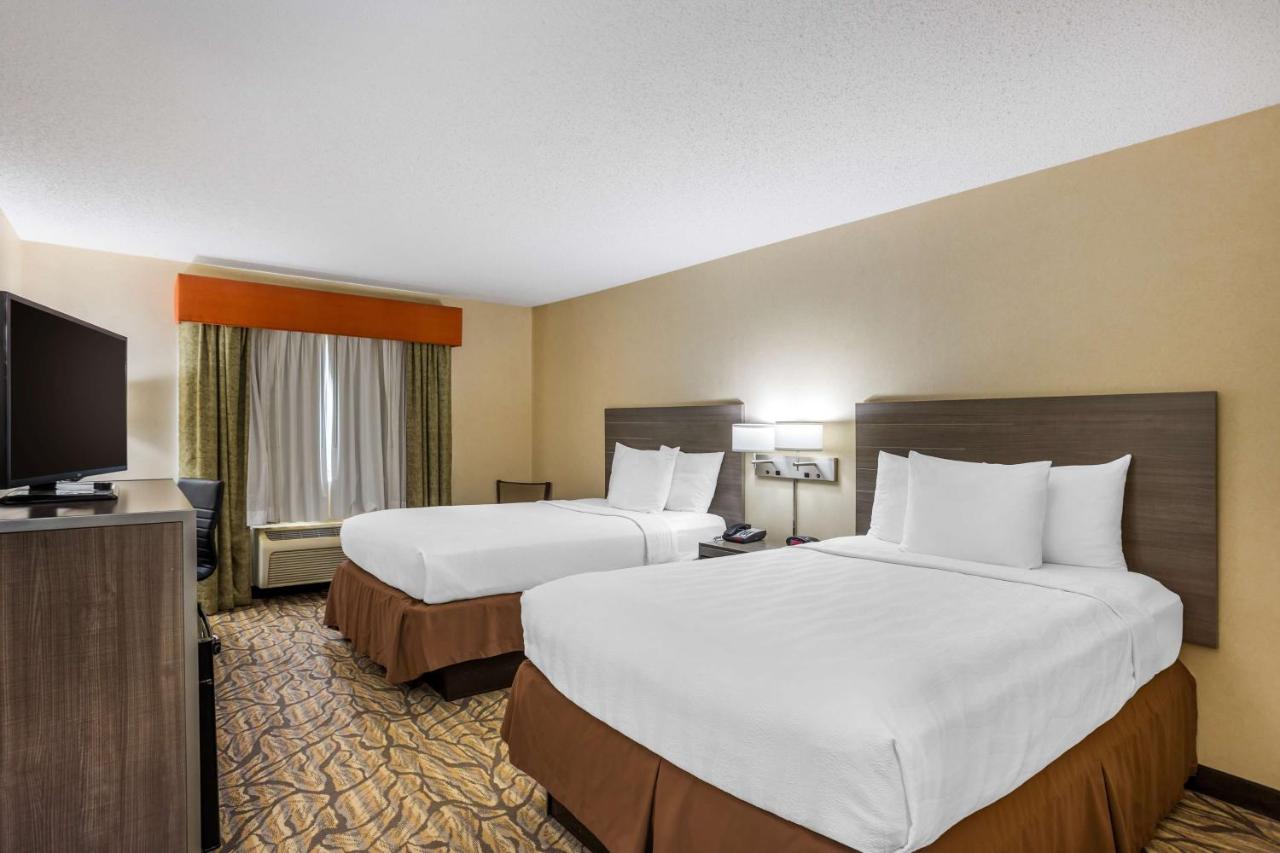 Double Room with Two Double Beds at Best Western Danville Inn