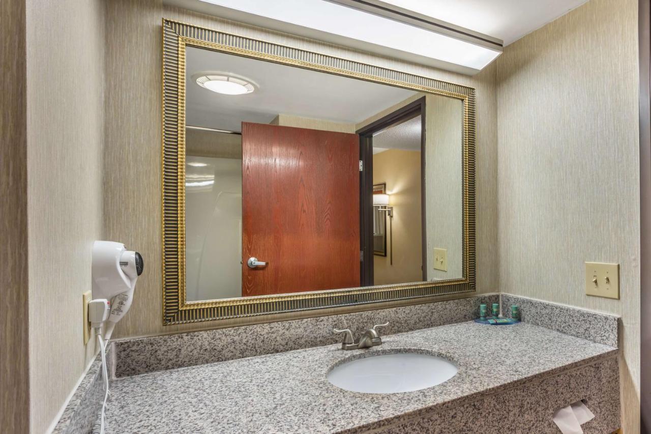  | Best Western Danville Inn
