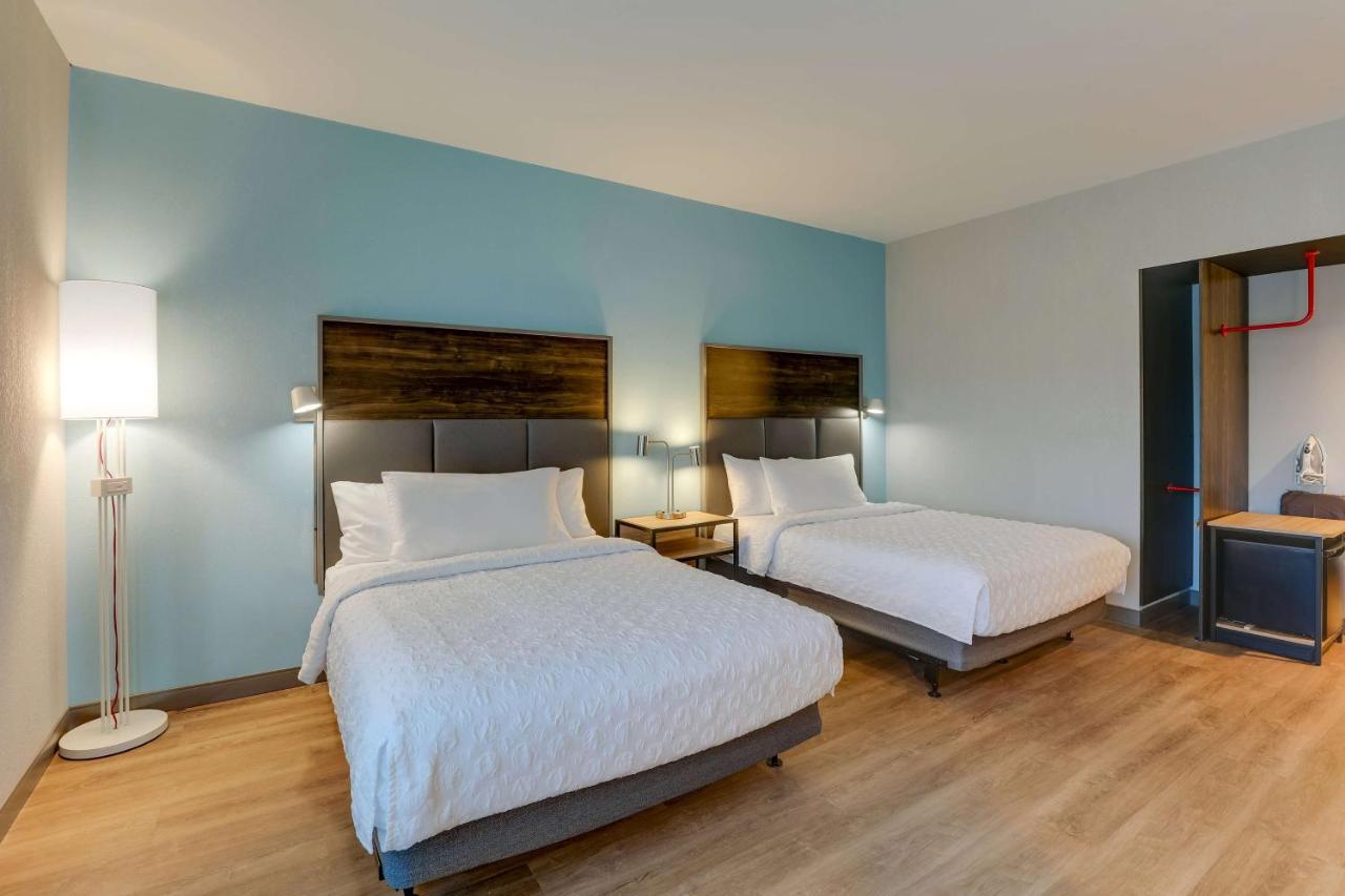 Queen Room - Hearing Accessible at Tru By Hilton Smithfield I-95
