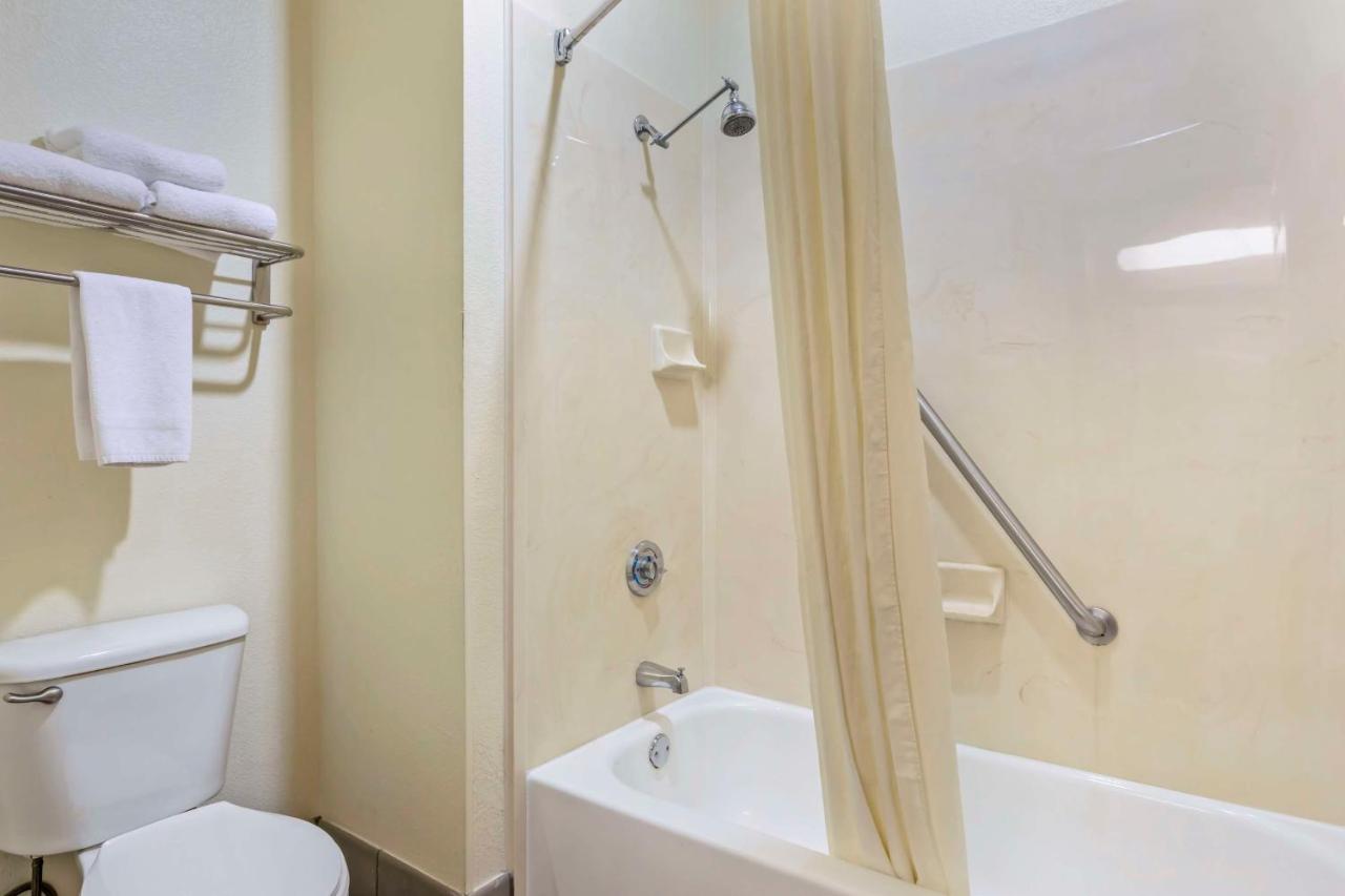 Queen Suite with Two Queen Beds at Best Western Fort Worth Inn & Suites