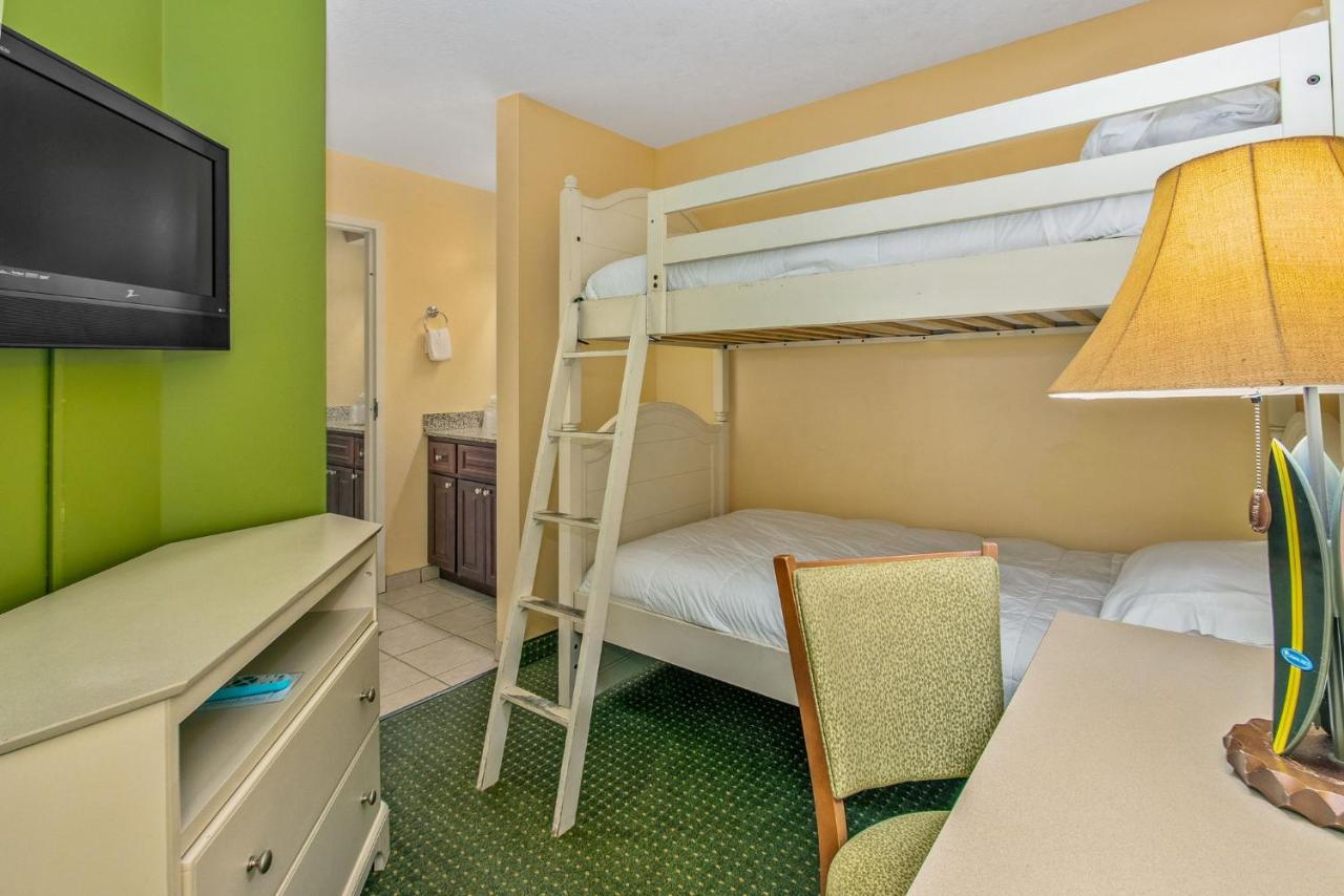 | Holiday Inn & Suites Clearwater Beach, an IHG Hotel