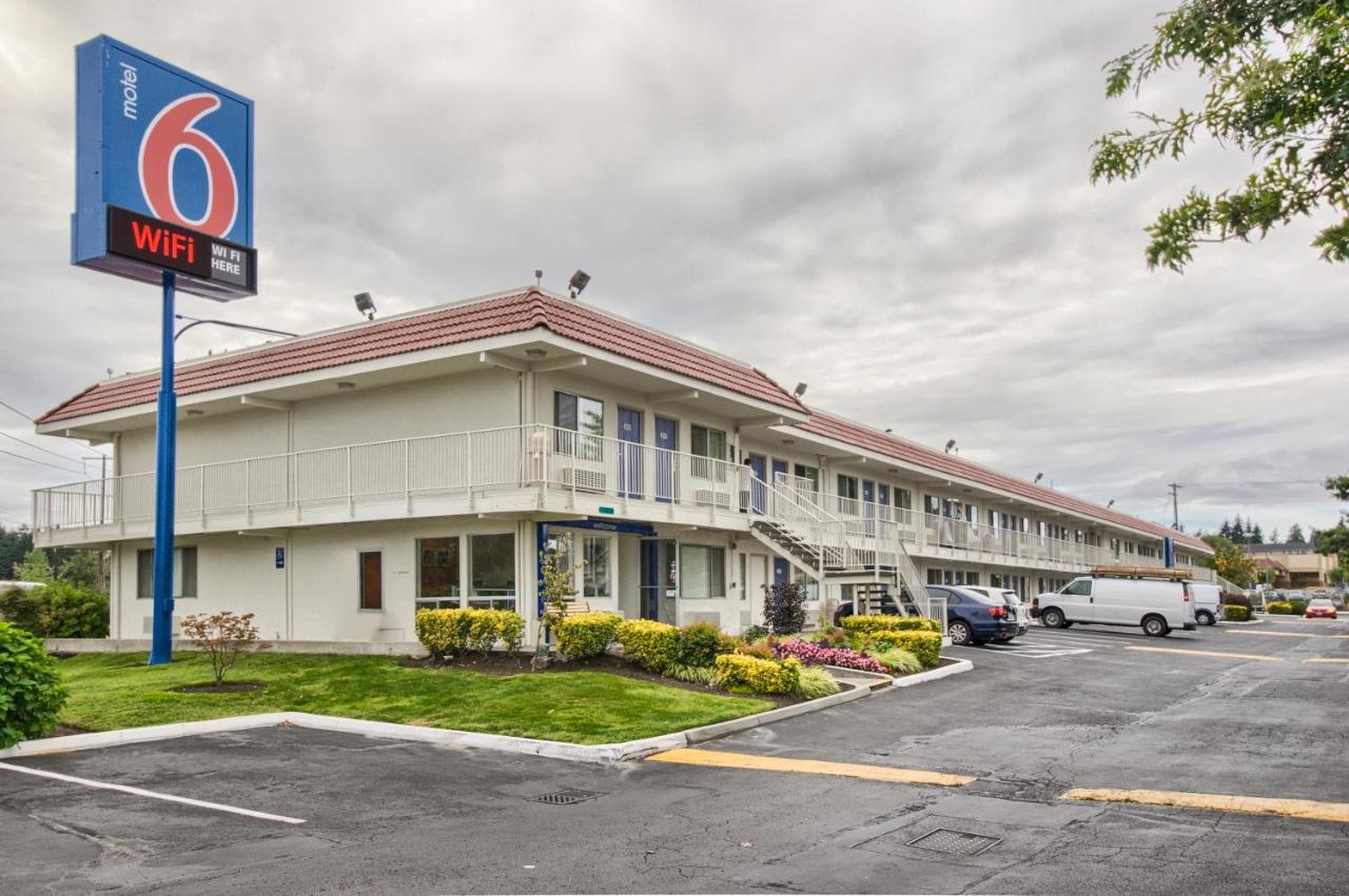 | Motel 6-Everett, WA - South