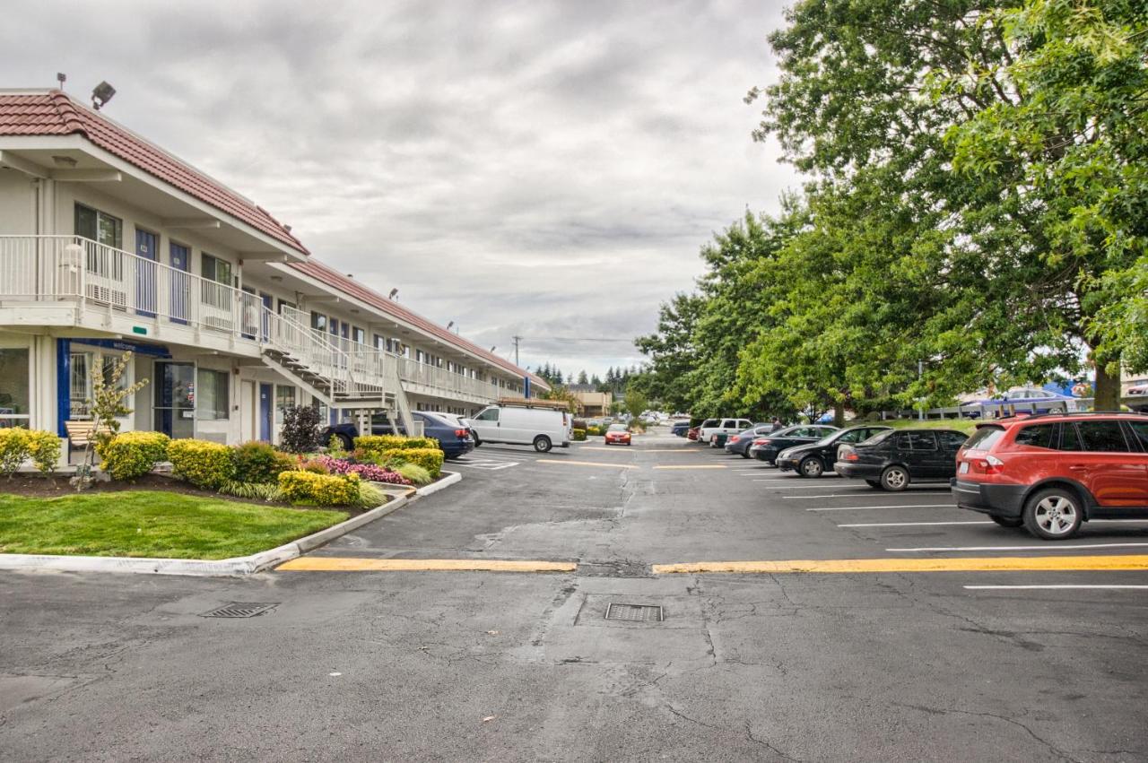 | Motel 6-Everett, WA - South