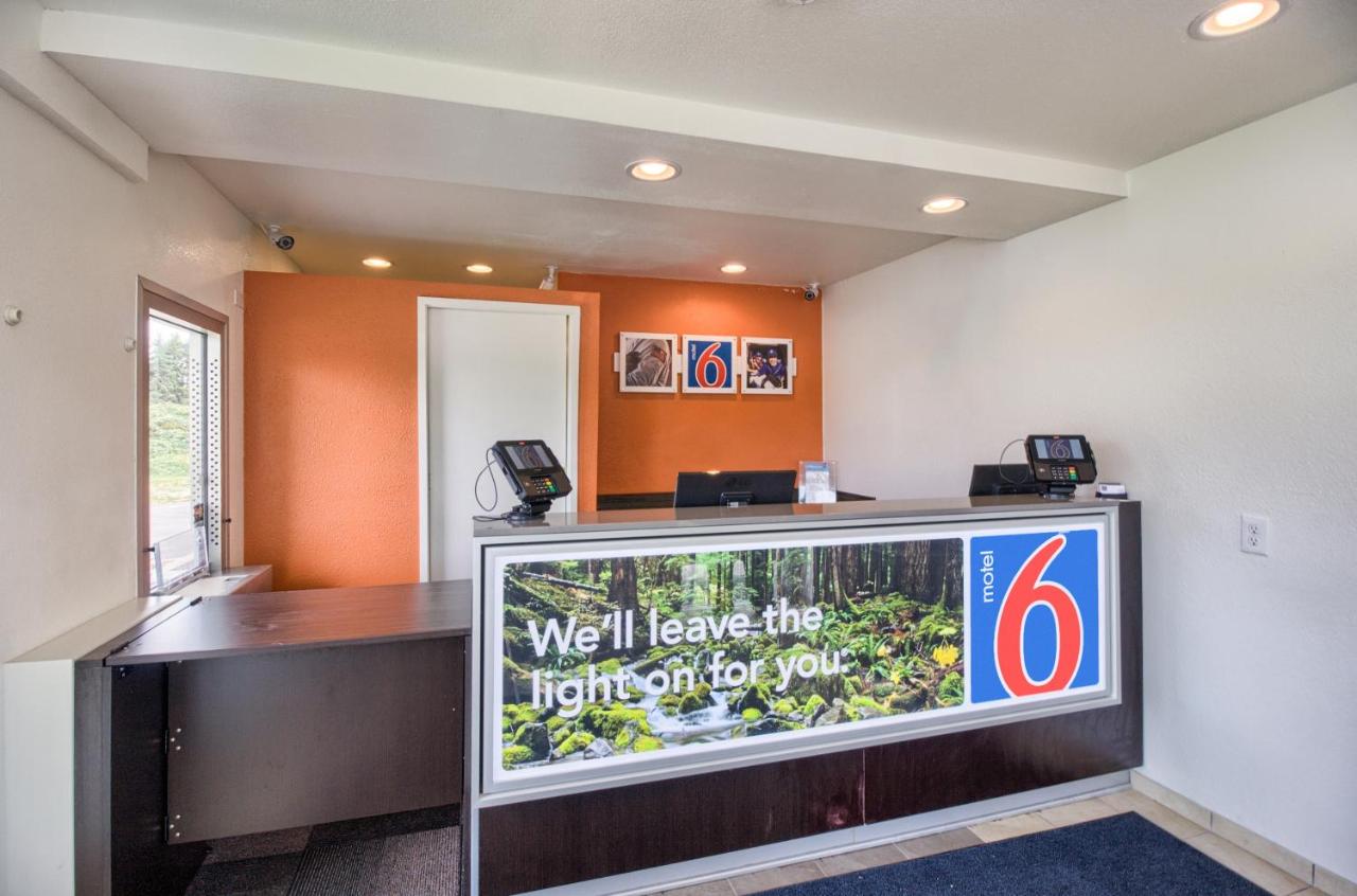 | Motel 6-Everett, WA - South