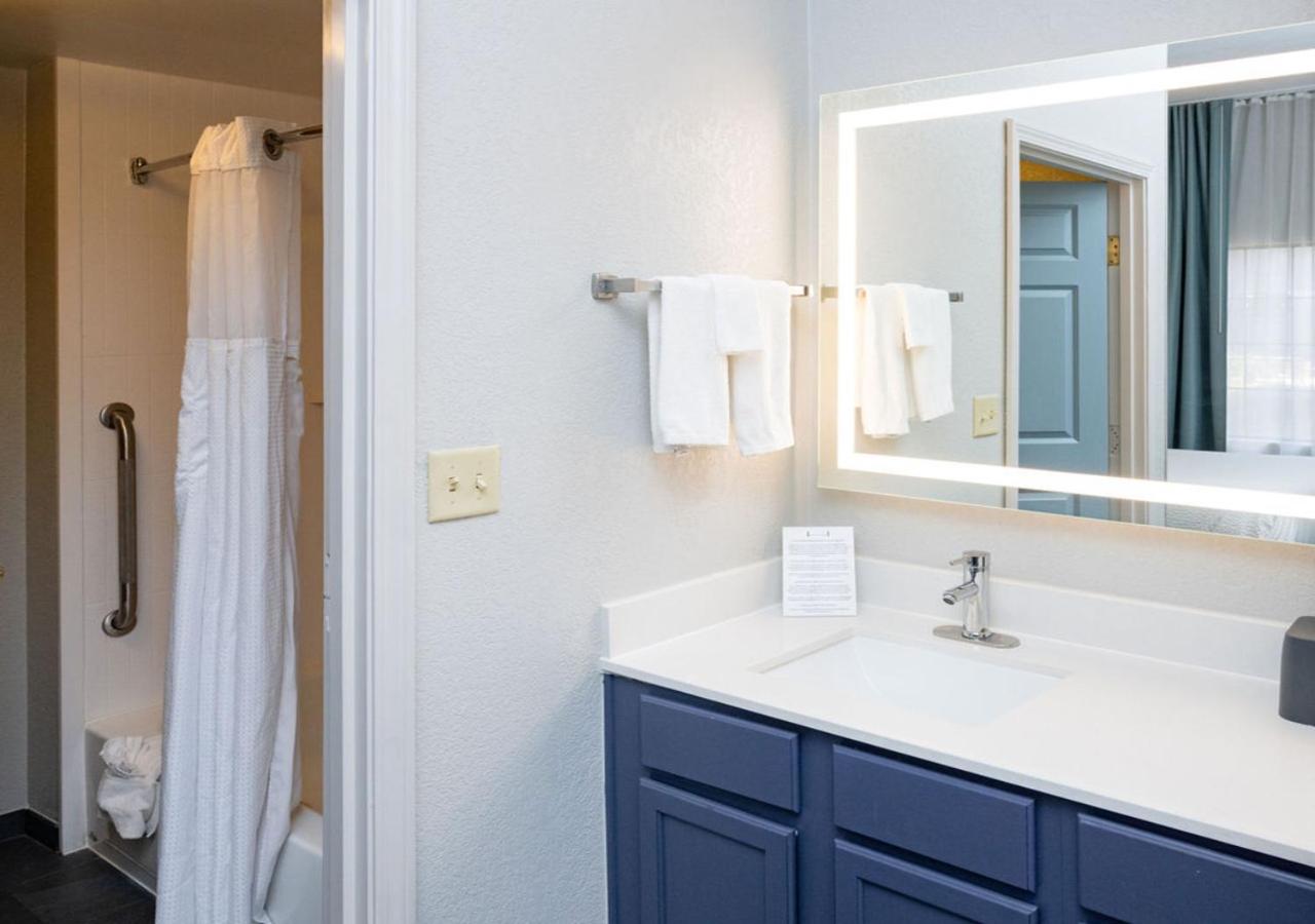 One-Bedroom Suite - Non-Smoking at Staybridge Suites Jackson, an IHG Hotel