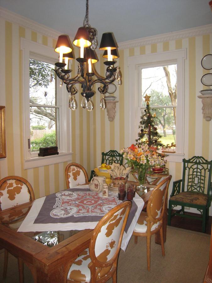  | Belle Oaks Inn