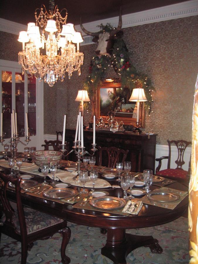  | Belle Oaks Inn