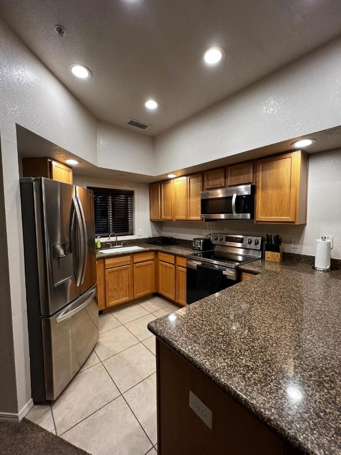 | Canyon Plaza Premier Studio and Apartments