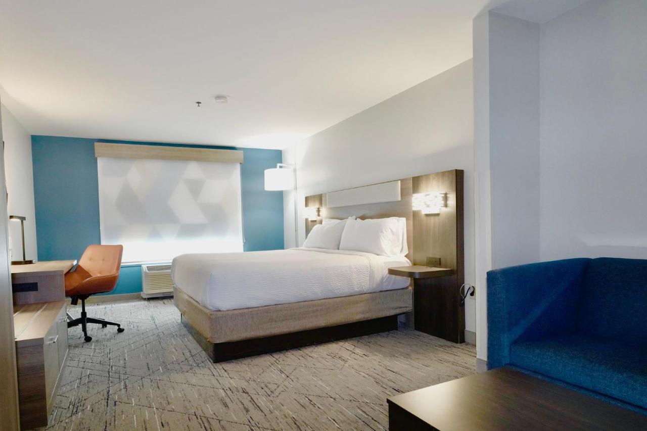  | Holiday Inn Express Hotel & Suites Smithfield - Selma I -95, an IHG Hotel