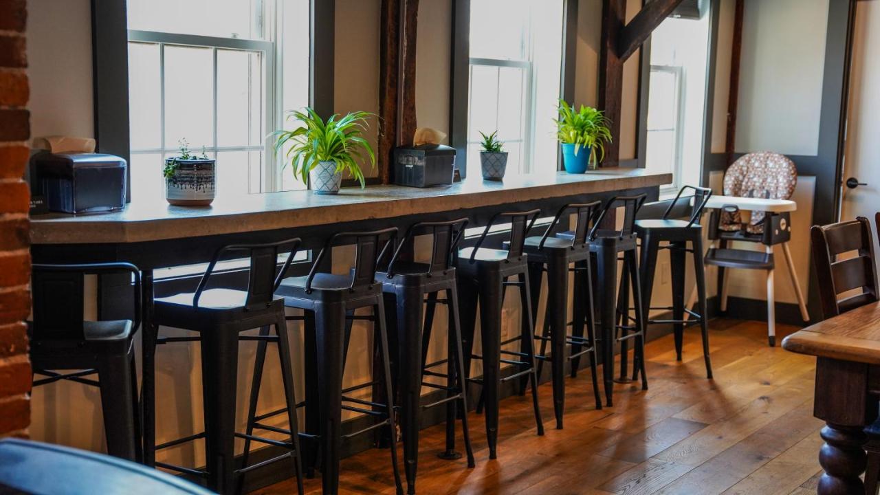 | Old Mill Inn