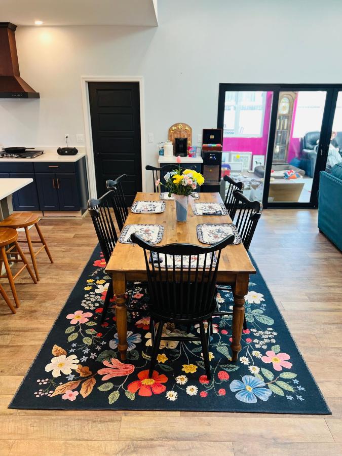 | Canterbury Cottage Bed & Breakfast
