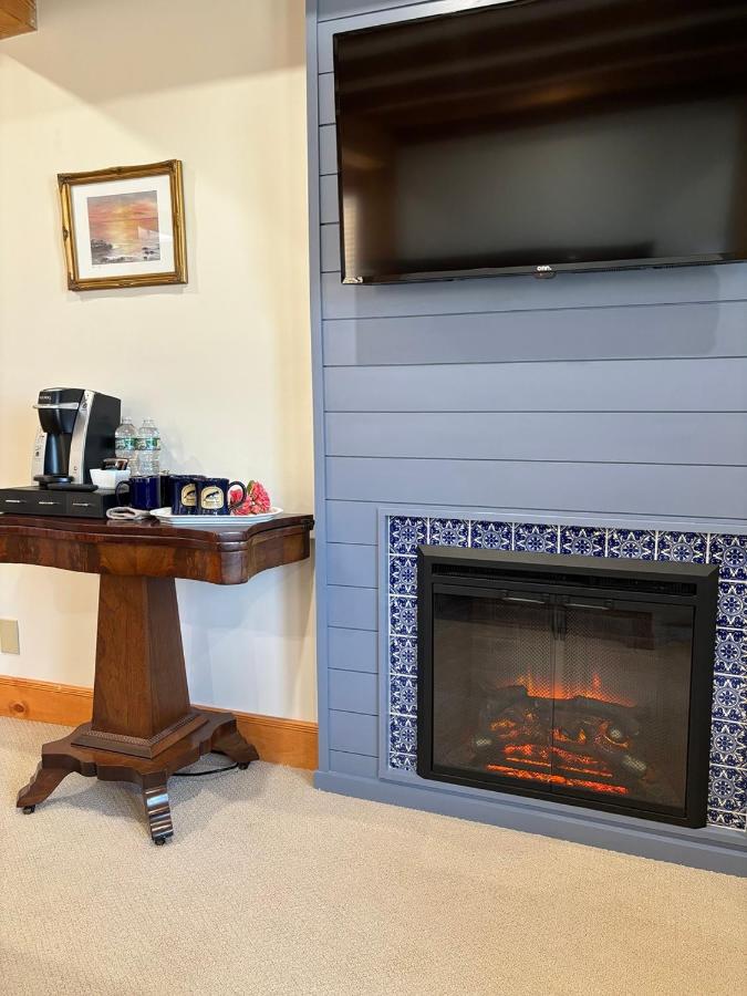 | Spouter Inn Bed & Breakfast
