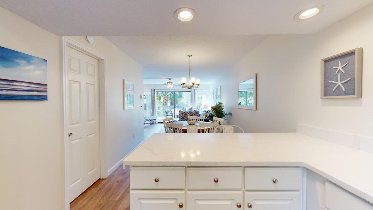  | 4 Hickory Cove