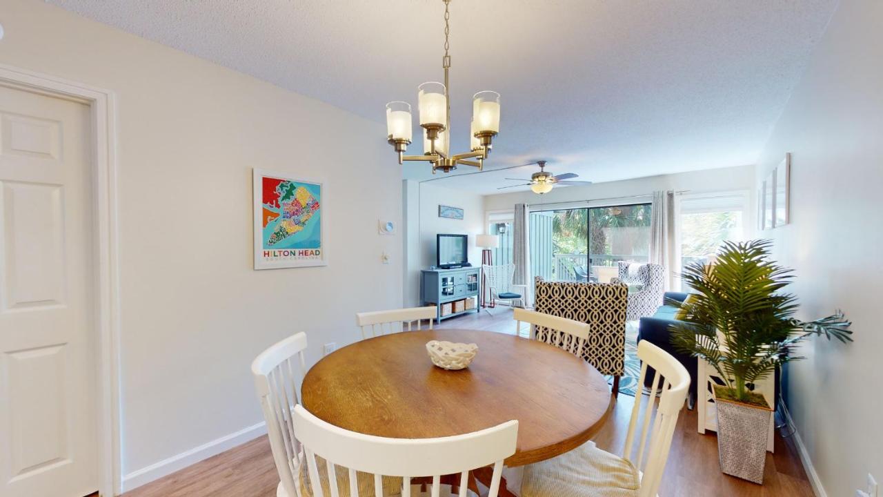  | 4 Hickory Cove