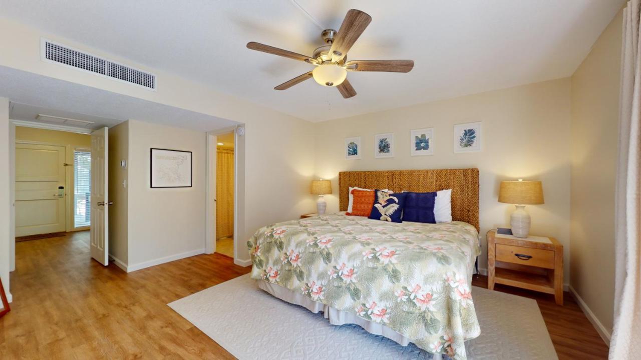  | 4 Hickory Cove