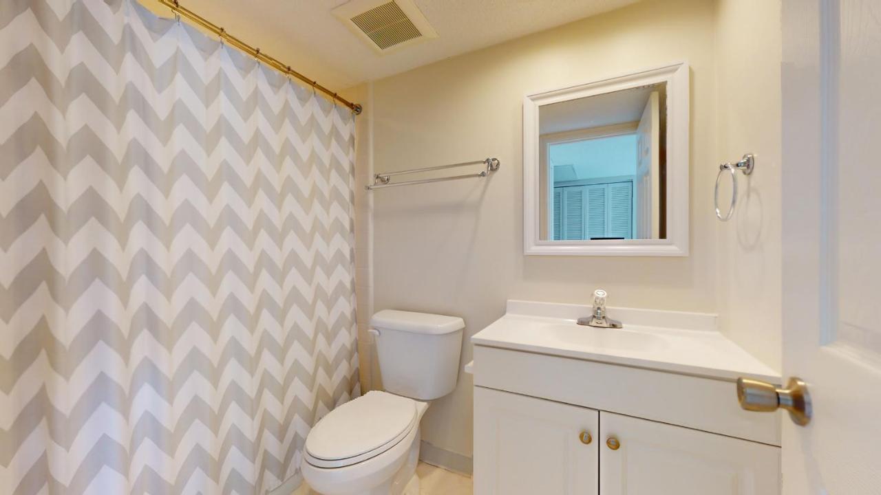  | 4 Hickory Cove