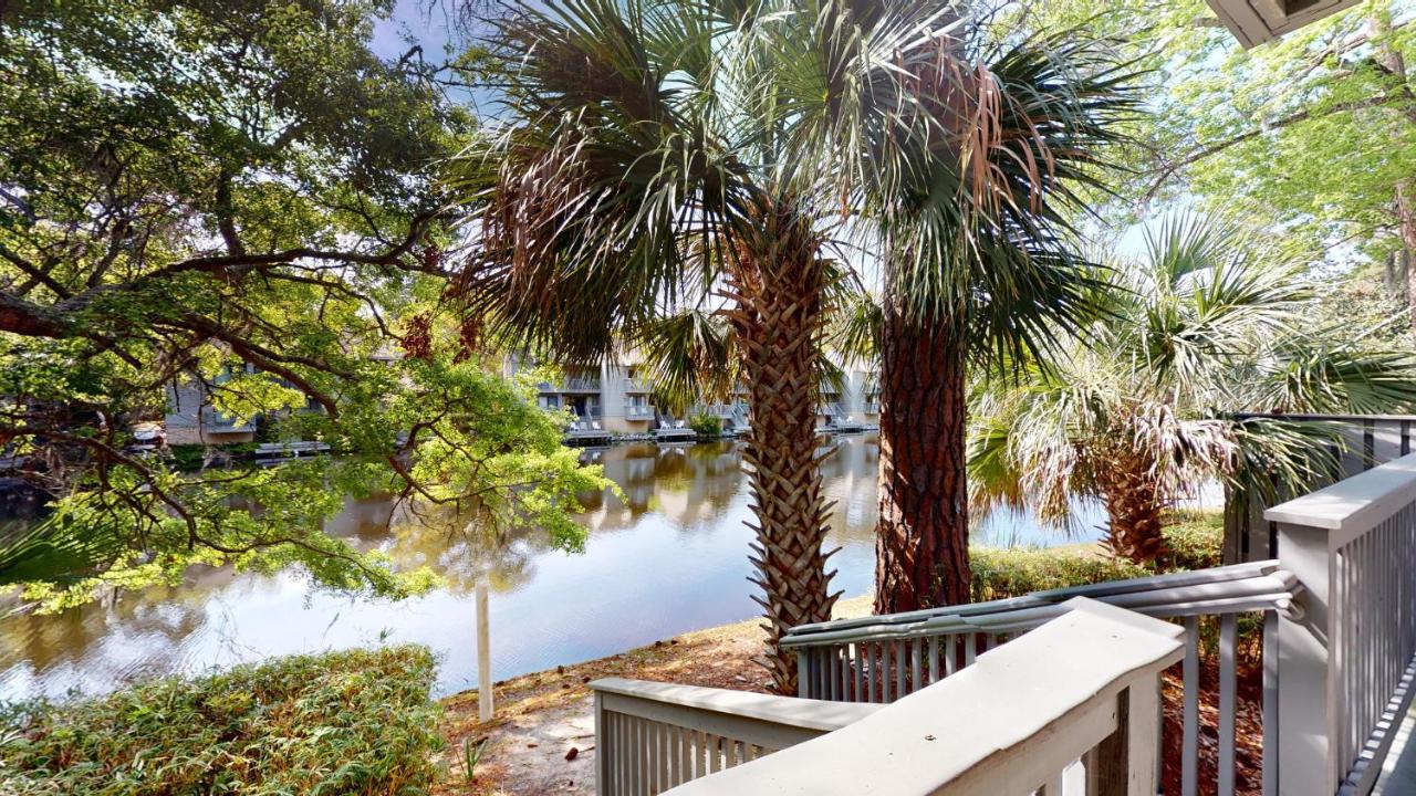  | 4 Hickory Cove