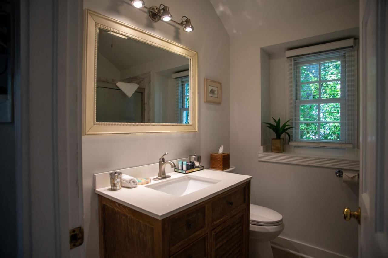  | Andrews Inn & Garden Cottages