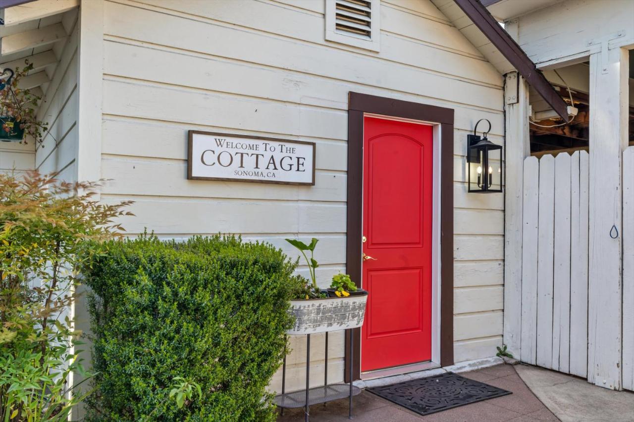  | Cinnamon Bear Creekside Inn