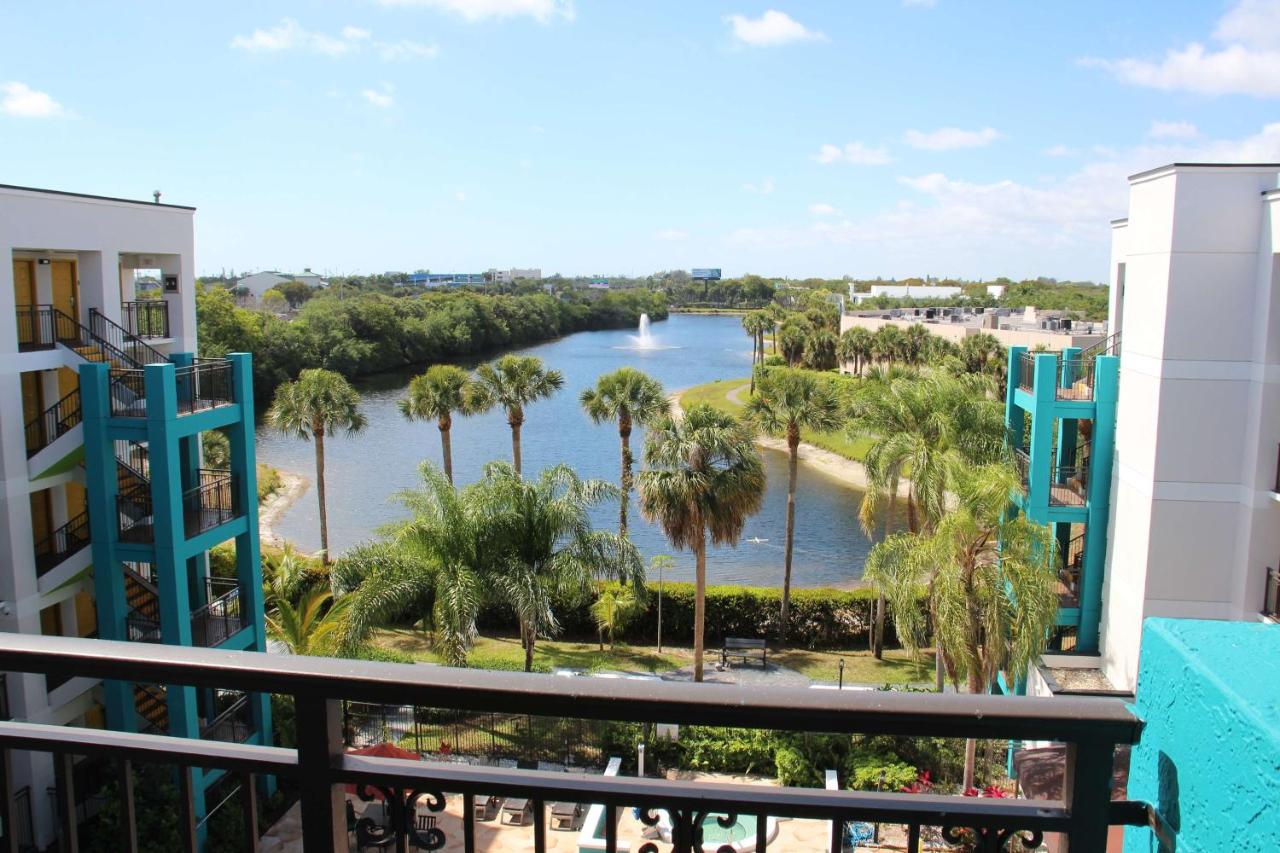  | Best Western Plus Deerfield Beach Hotel & Suites