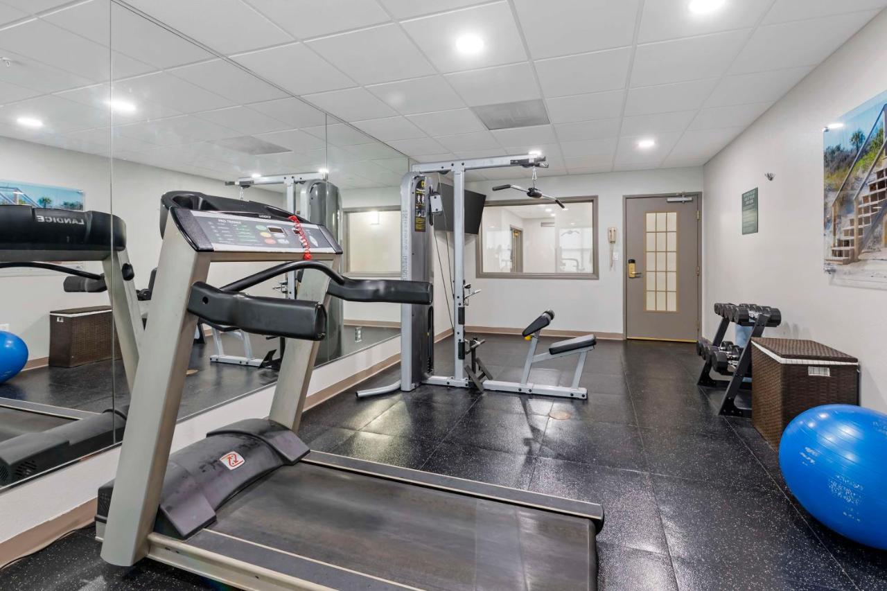 | Best Western Plus First Coast Inn & Suites