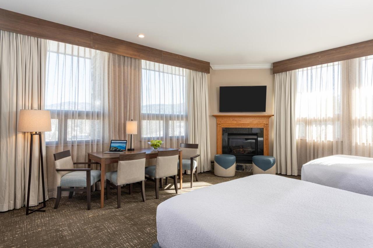 Queen Suite with Walk-In Shower - Disability Access at Best Western Plus Waterbury - Stowe