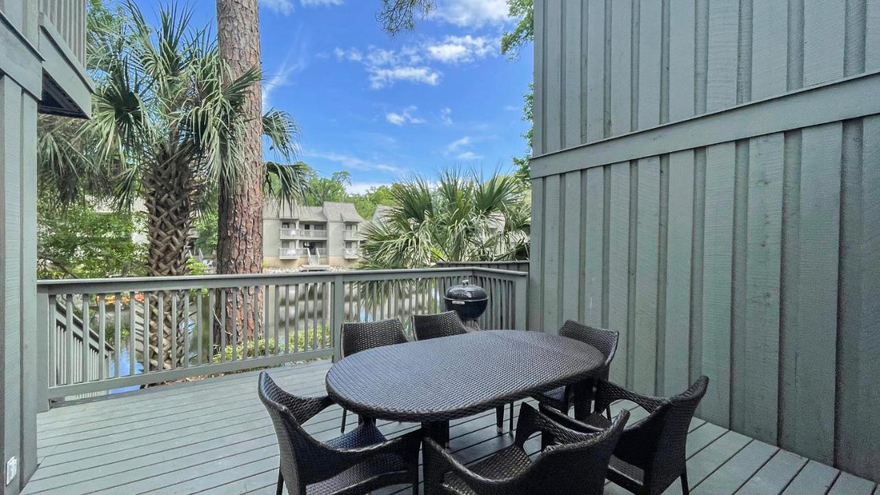  | 4 Hickory Cove