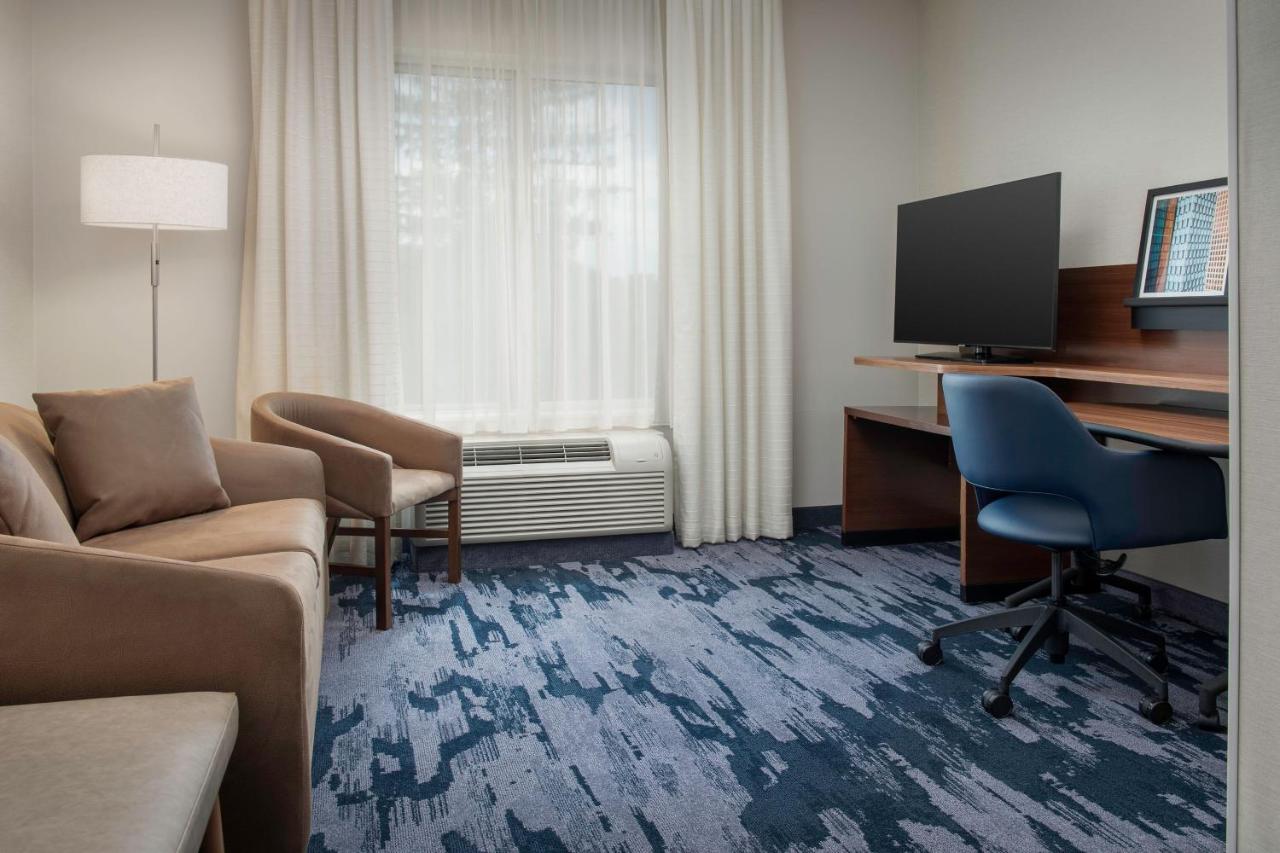 King Suite with Sofa Bed at Fairfield Inn & Suites by Marriott Ithaca