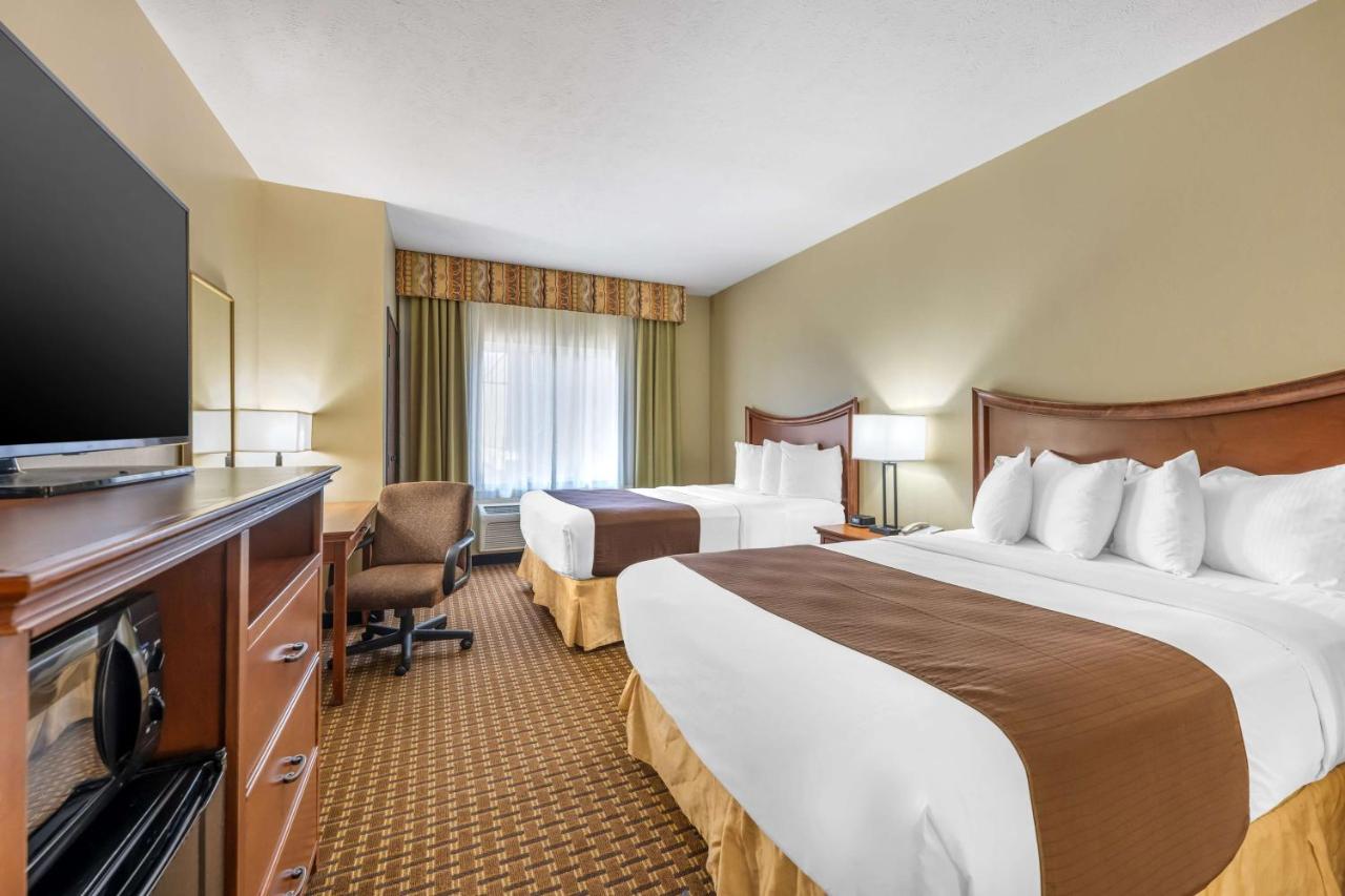 Queen Suite with Two Queen Beds - Disability Access at Best Western Plus Grand Island Inn & Suites