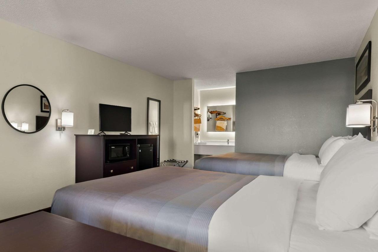 Queen Room with Two Queen Beds - Non-Smoking at Quality Inn & Suites Dublin