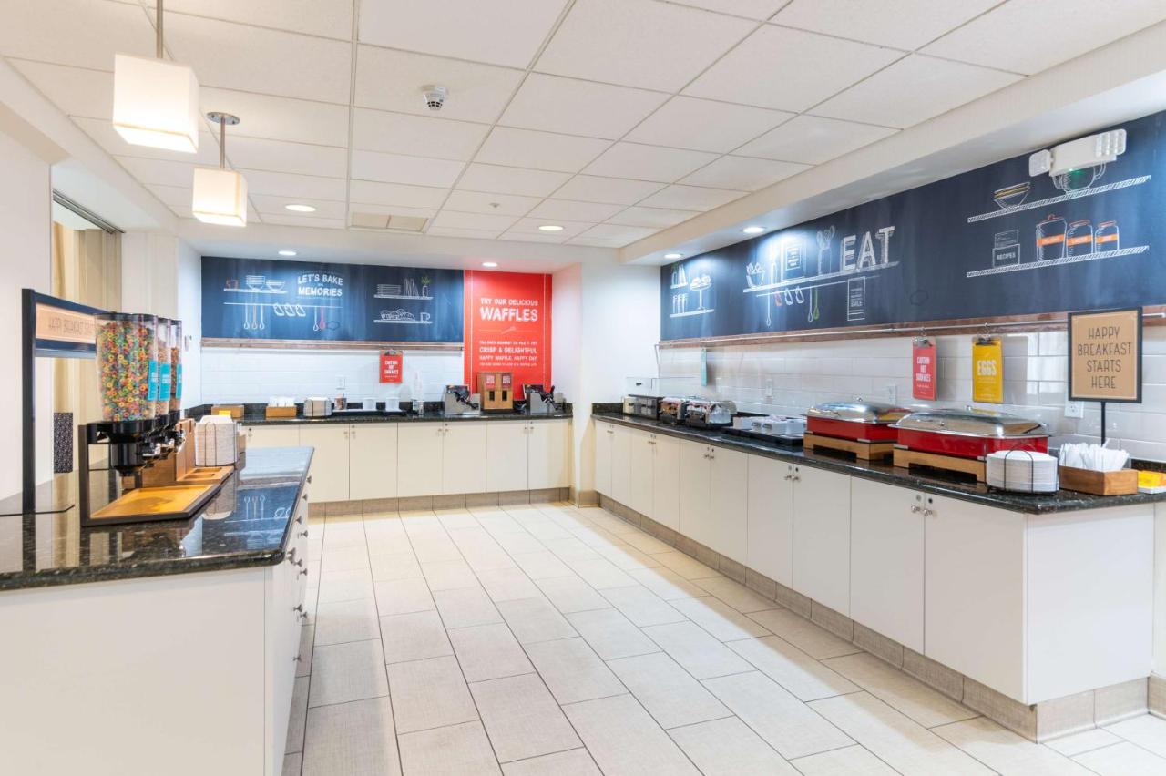  | Hampton Inn & Suites Hartford-Manchester