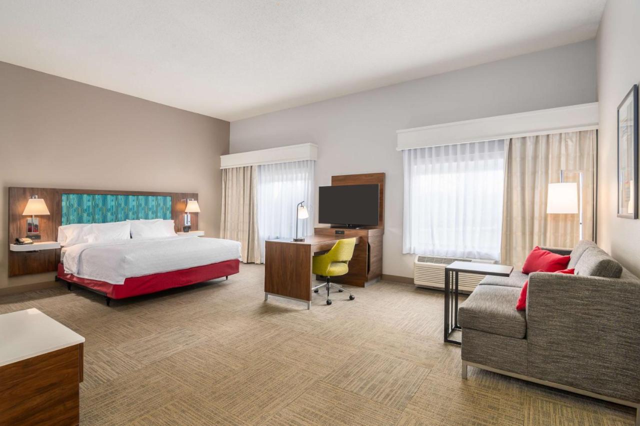  | Hampton Inn & Suites Hartford-Manchester