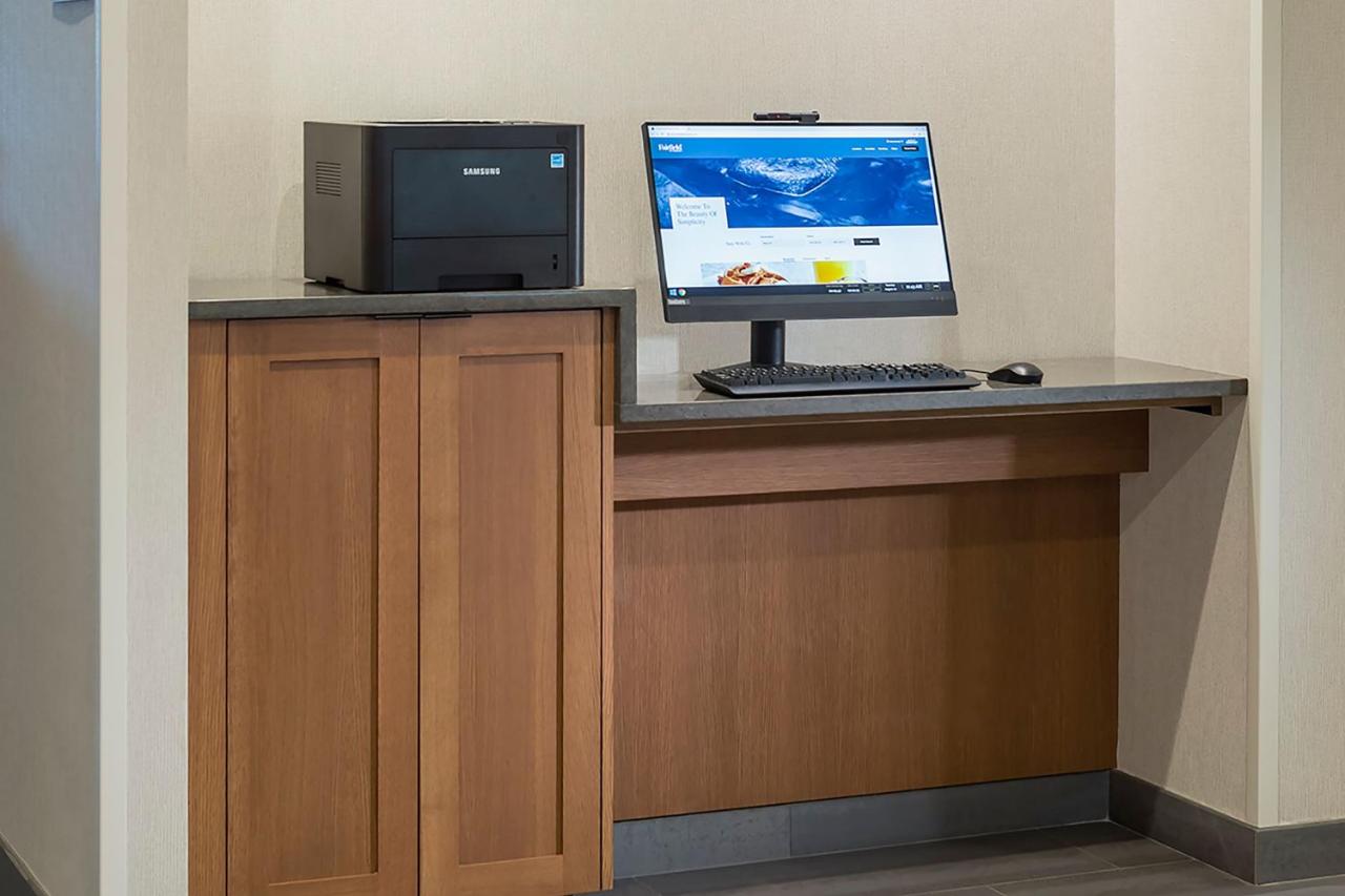 | Fairfield Inn & Suites by Marriott Minneapolis North/Blaine