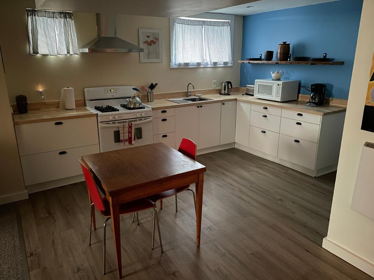 | Portland International Guesthouse