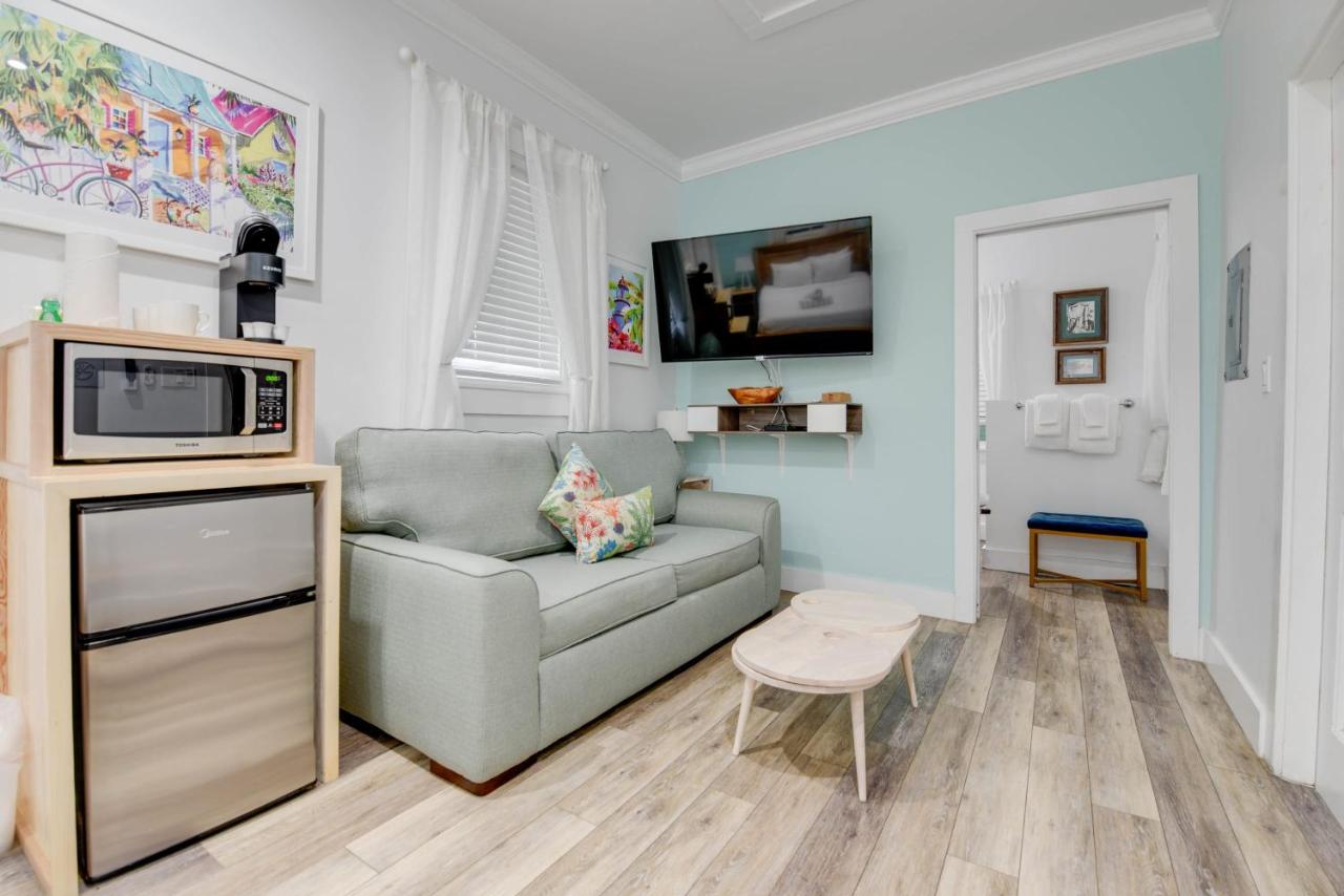 | Pilar Cottage