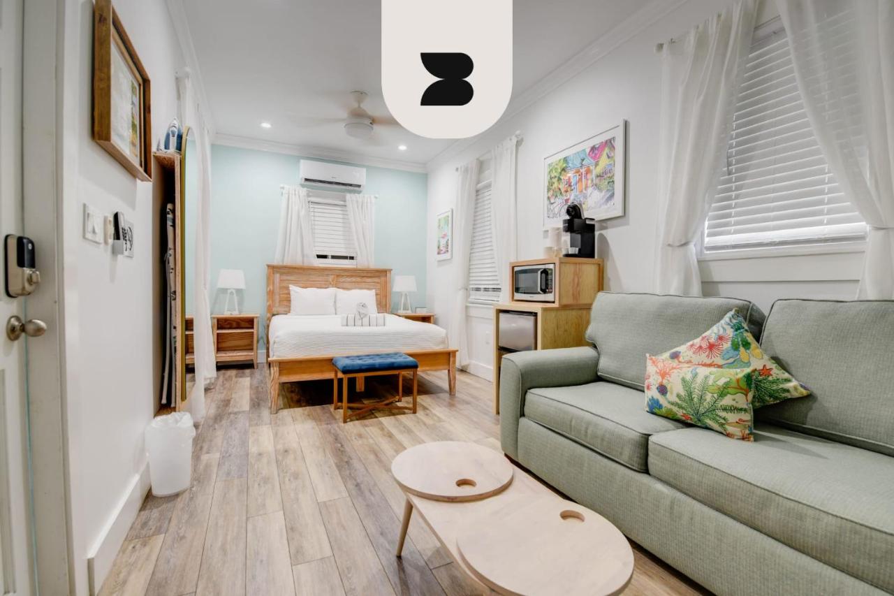 | Pilar Cottage
